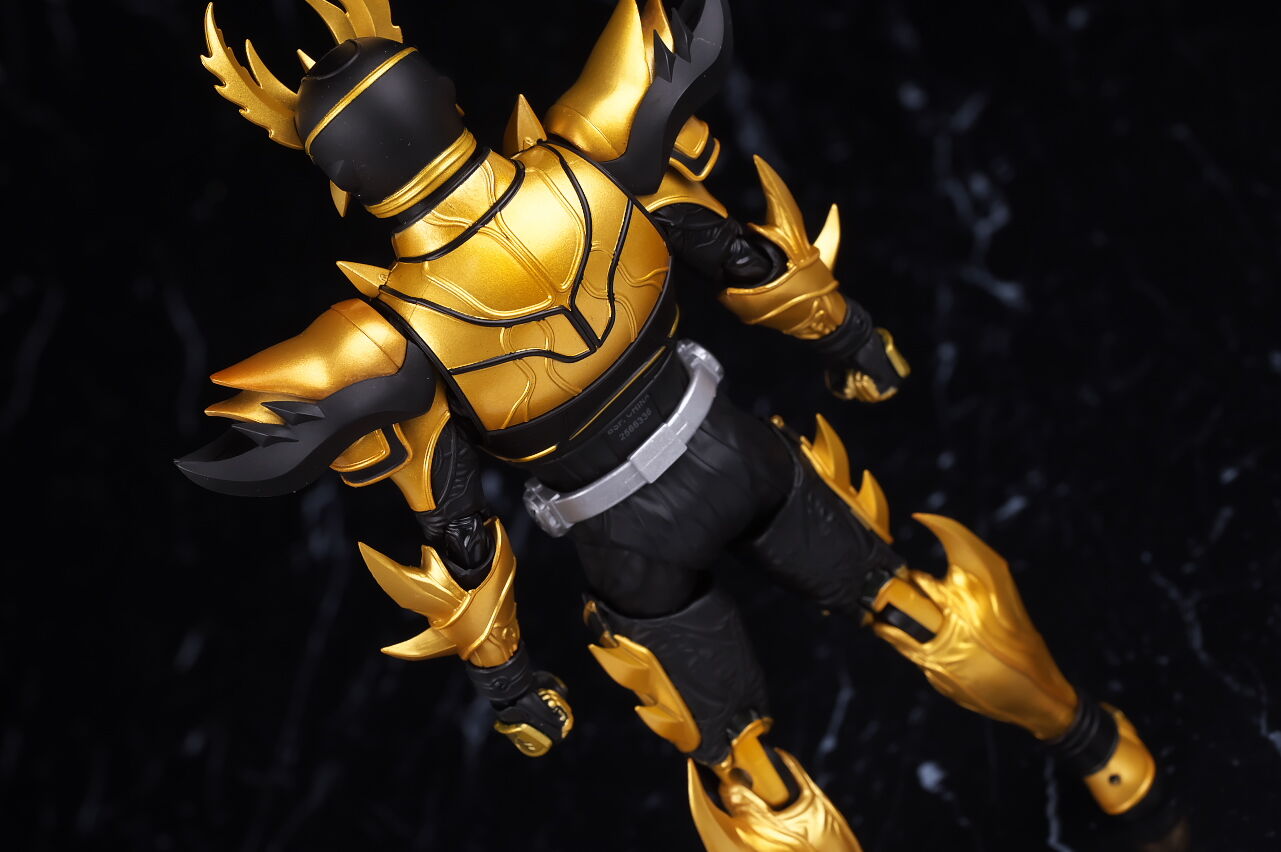 S.H.フィギュアーツ （真骨彫製法） 仮面ライダークウガ