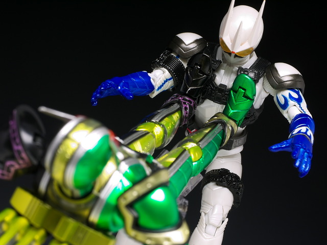 S.H.フィギュアーツ サイクロンジョーカーゴールドエクストリーム レビュー