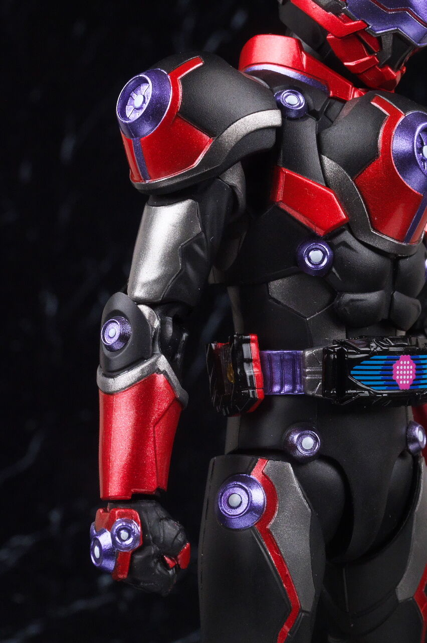 フィギュアーツ グレア S.H.Figuarts 仮面ライダーグレア | 仮面ライダーギーツ