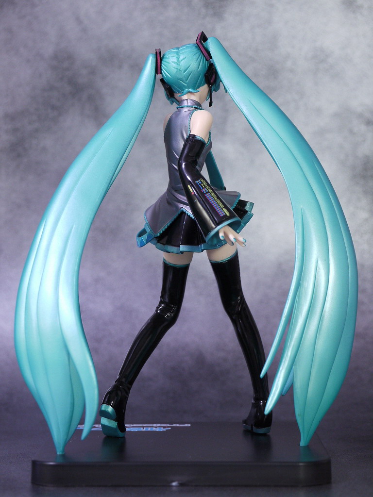 SEGA プライズ VOCALOID 初音ミク プレミアムフィギュア Amazon.co.jp: SEGA VOCALOID 初音ミク エクストラフィギュア