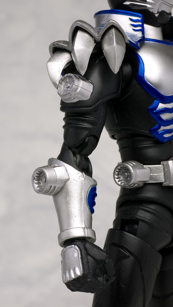 S.H.フィギュアーツ 仮面ライダータイガ レビュー : はっちゃか