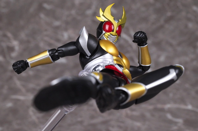 S.H.フィギュアーツ（真骨彫製法） 仮面ライダーアギト グランド