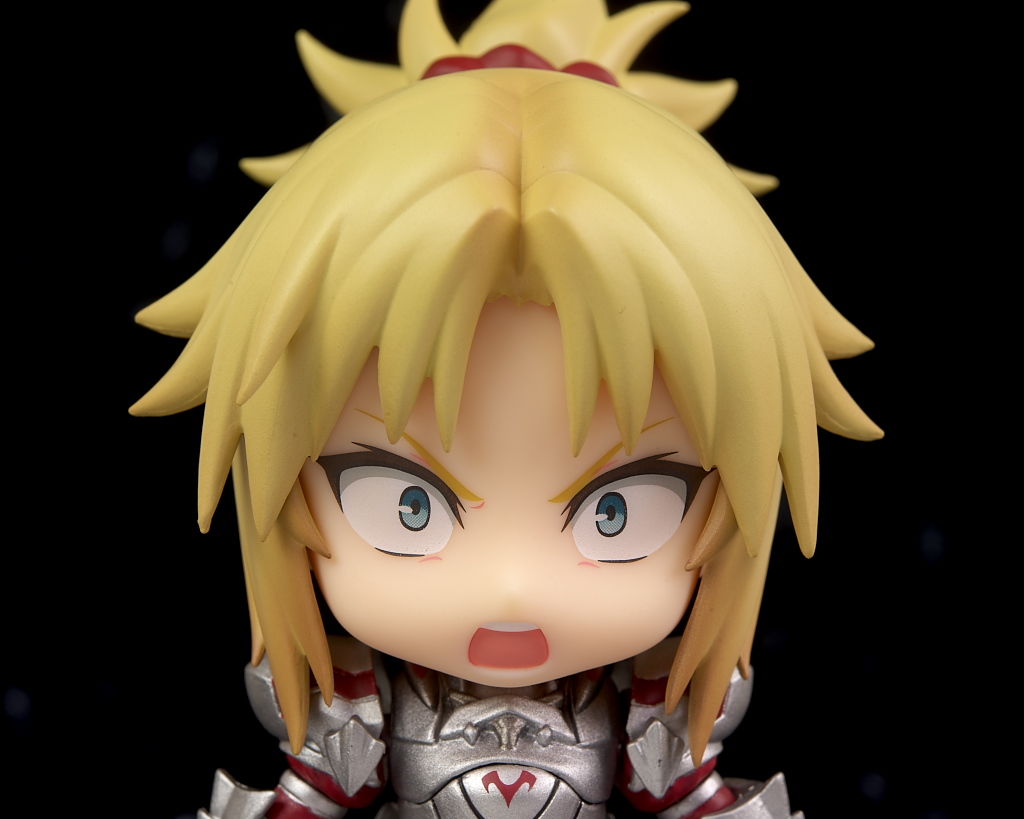 ねんどろいど “赤”のセイバー モードレッド レビュー : はっちゃか