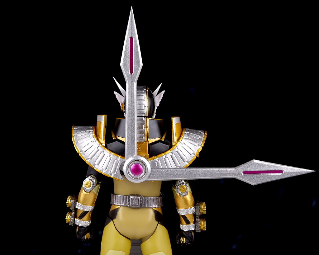 S.H.フィギュアーツ　仮面ライダージオウ　オーマフォーム　オーマジオウ S.H.Figuarts 仮面ライダージオウ オーマフォーム | 仮面
