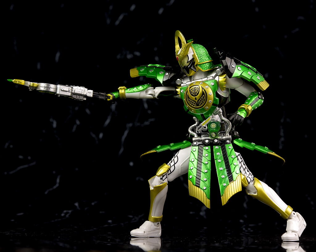 S.H.フィギュアーツ 仮面ライダー斬月 カチドキアームズ レビュー : は