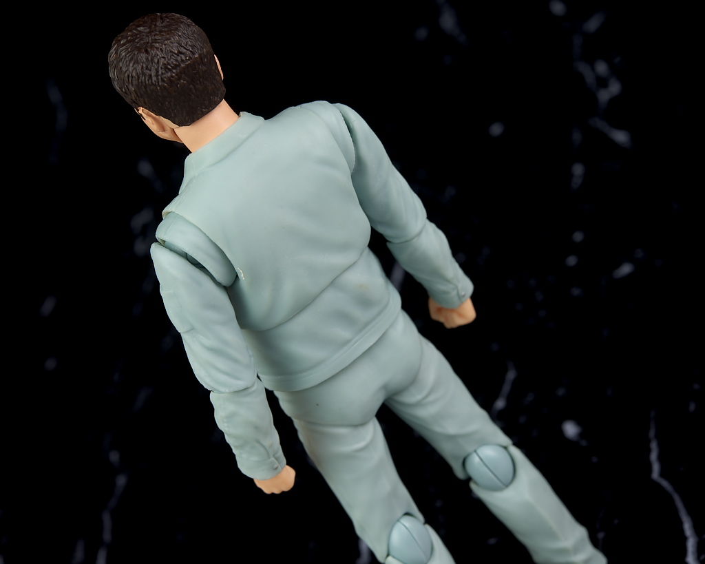 フィギュアーツ 有野課長 よゐこ有野のTV番組「ゲームセンターCX」15周年フィギュア登場