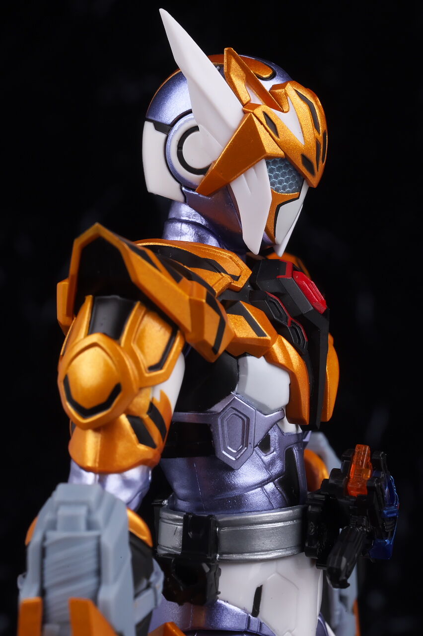 S.H.フィギュアーツ 仮面ライダーバルキリー ジャスティス S.H.フィギュアーツ 仮面ライダーバルキリー ジャスティス