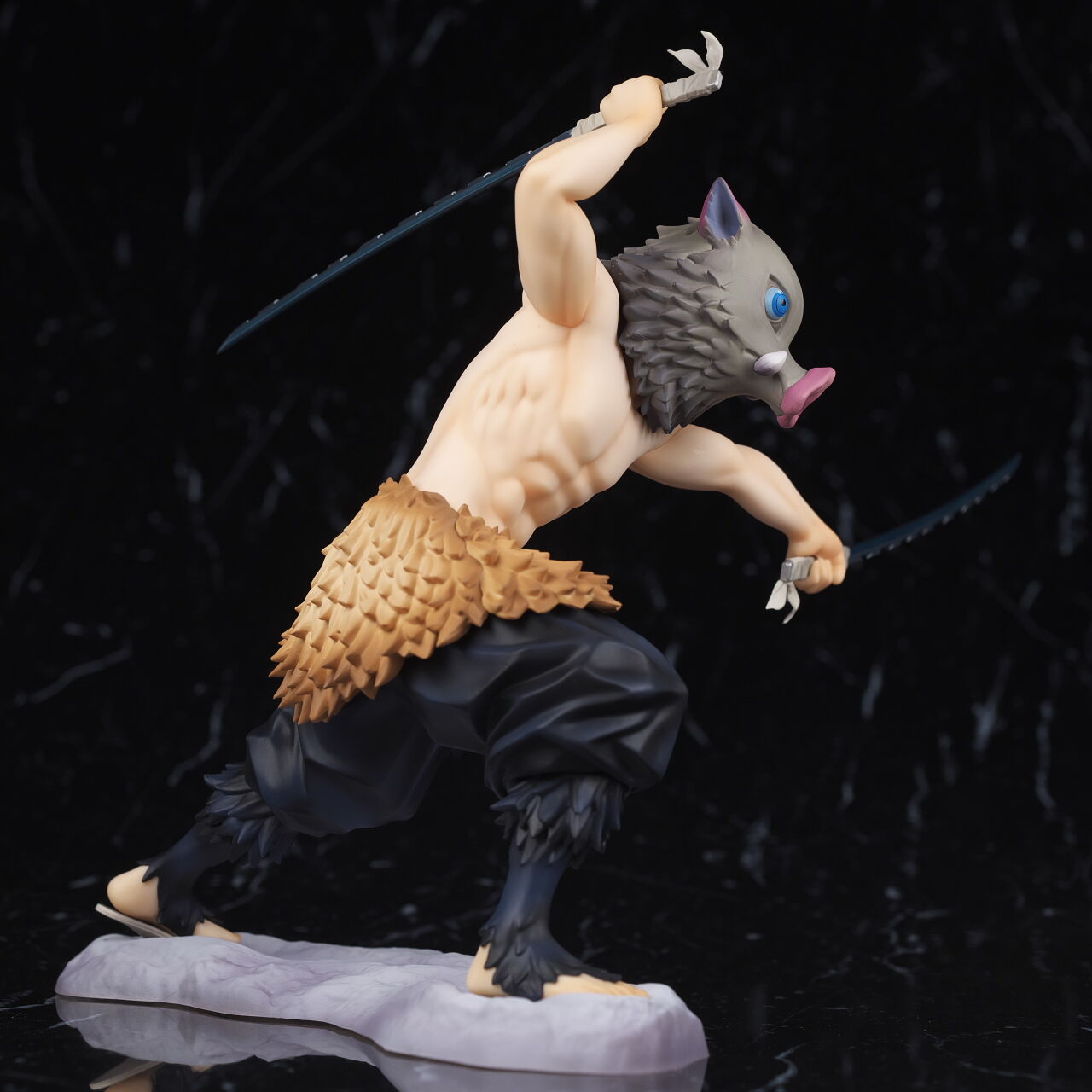 KOTOBUKIYA - コトブキヤ ARTFX J 鬼滅の刃 嘴平伊之助 コトブキヤ日本橋 on X: 