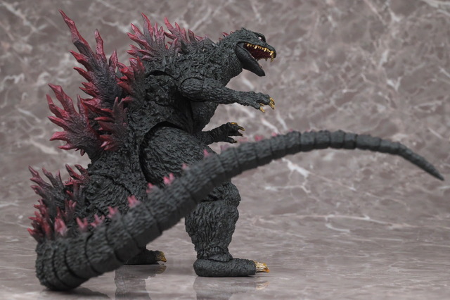 S.H.MonsterArts ゴジラ (2000) レビュー : はっちゃか