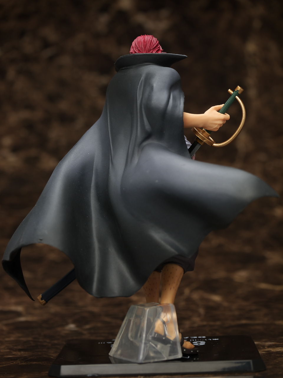 フィギュアーツZEROシャンクス 頂上決戦Ver. スペシャルカラーエディション フィギュアーツZERO シャンクス（頂上決戦Ver.） Special Color