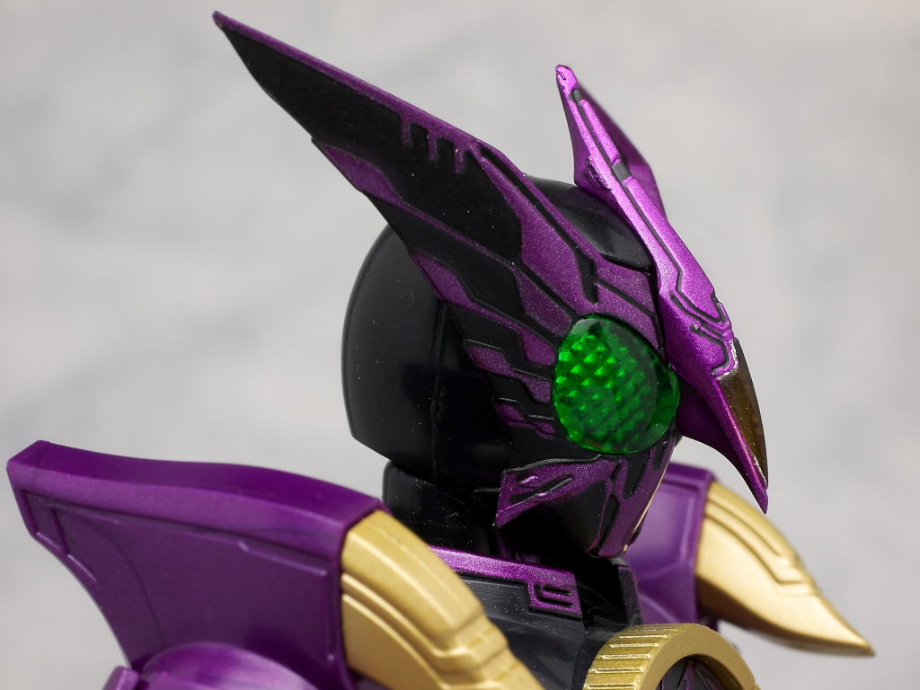 S.H.フィギュアーツ 仮面ライダーオーズ プトティラ コンボ S.H.フィギュアーツ 仮面ライダーオーズ プトティラ コンボ