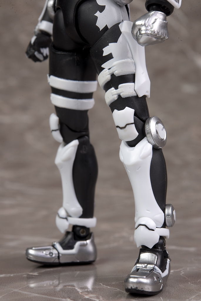 S.H.フィギュアーツ 仮面ライダーゲンム ゾンビゲーマー レベルX