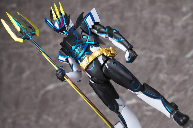 S.H.フィギュアーツ 仮面ライダーデュランダル オーシャン