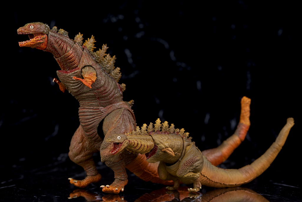 S.H.MonsterArts シンゴジラ 第2形態 第３形態セット