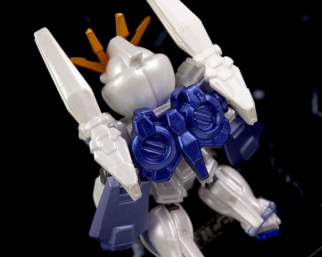 ガンダム　コンバージ　ナラティブガンダム(B装備)(パールメタリックVer.) FW GUNDAM CONVERGE ナラティブガンダム B装備 パールメタリック