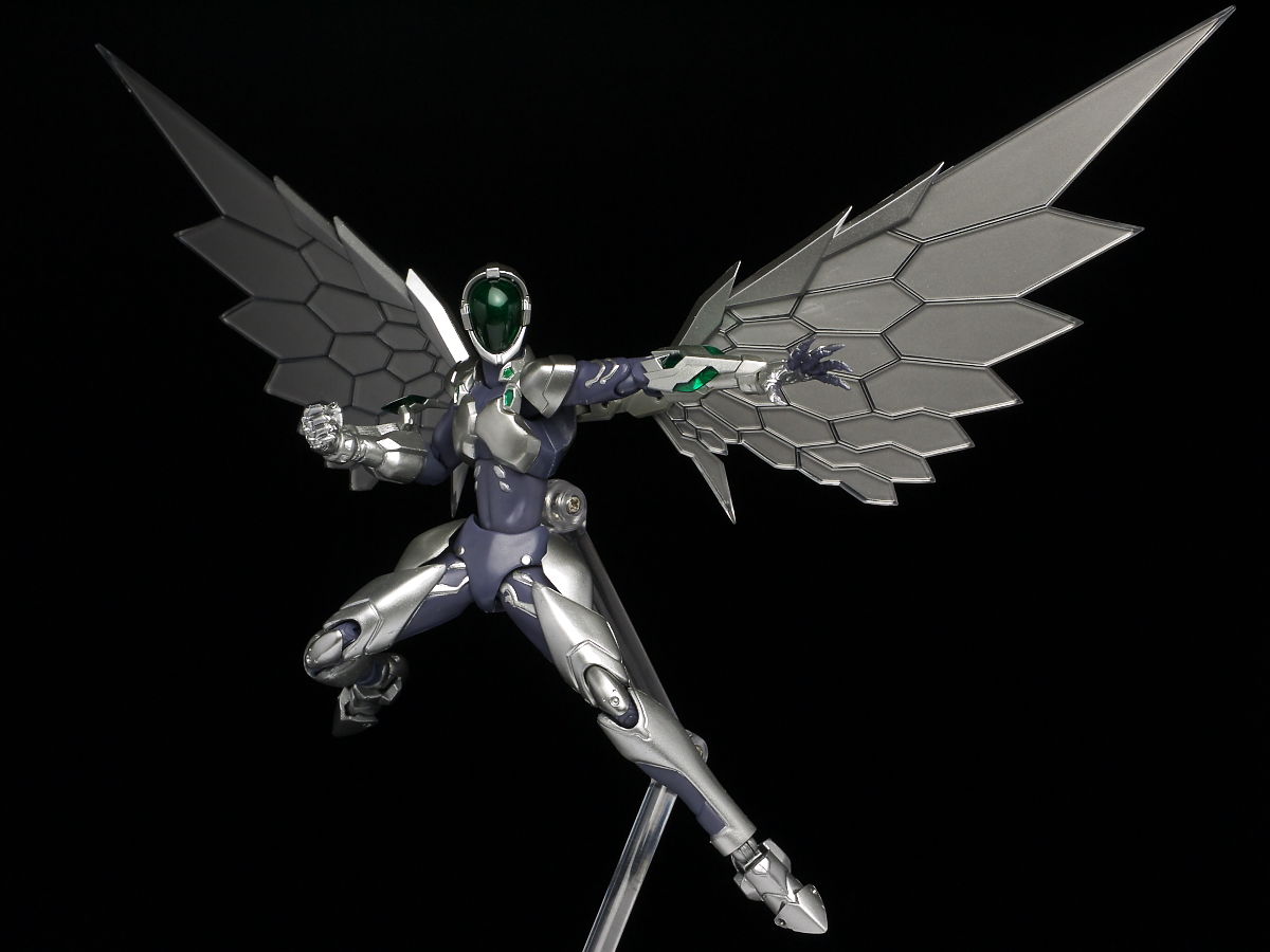 Amazon.com: S.H. Figuarts : Axel World Silver Crow : Toys