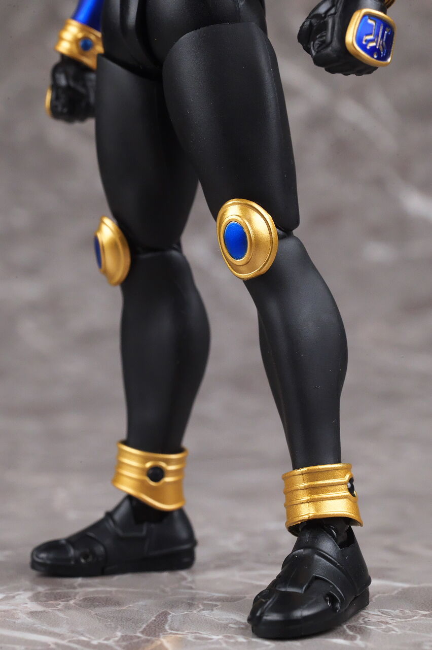 S.H.フィギュアーツ（真骨彫製法） 仮面ライダークウガ