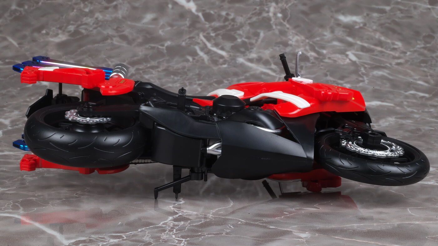 ブーストライカー ここ最近の仮面ライダーの中では1番活躍してたバイクといっても