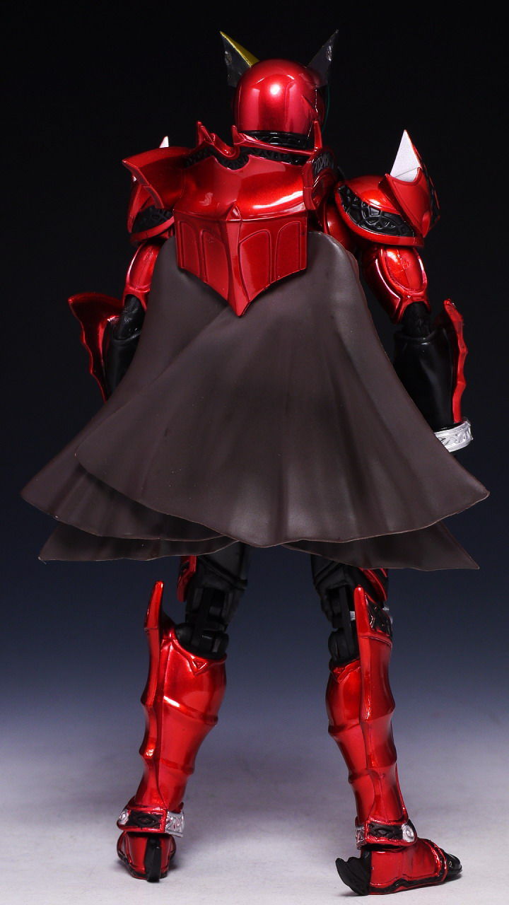 S.H.フィギュアーツ 仮面ライダーダークキバ S.H. Figuarts (フィギュアーツ) 仮面ライダーダークキバ レビュー