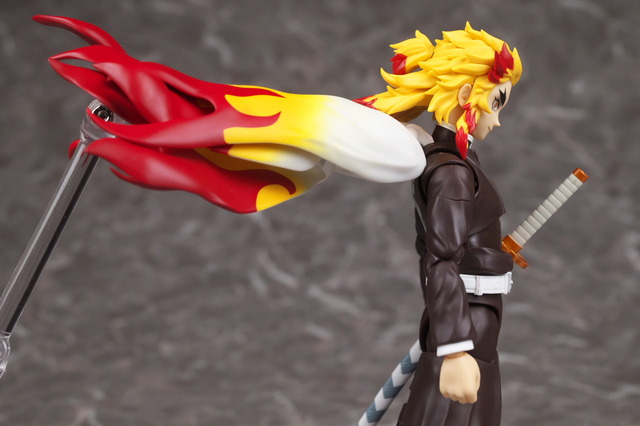 转日站评测 BANDAI 25年6月: S.H.Figuarts <鬼灭之刃> 炼狱杏寿郎