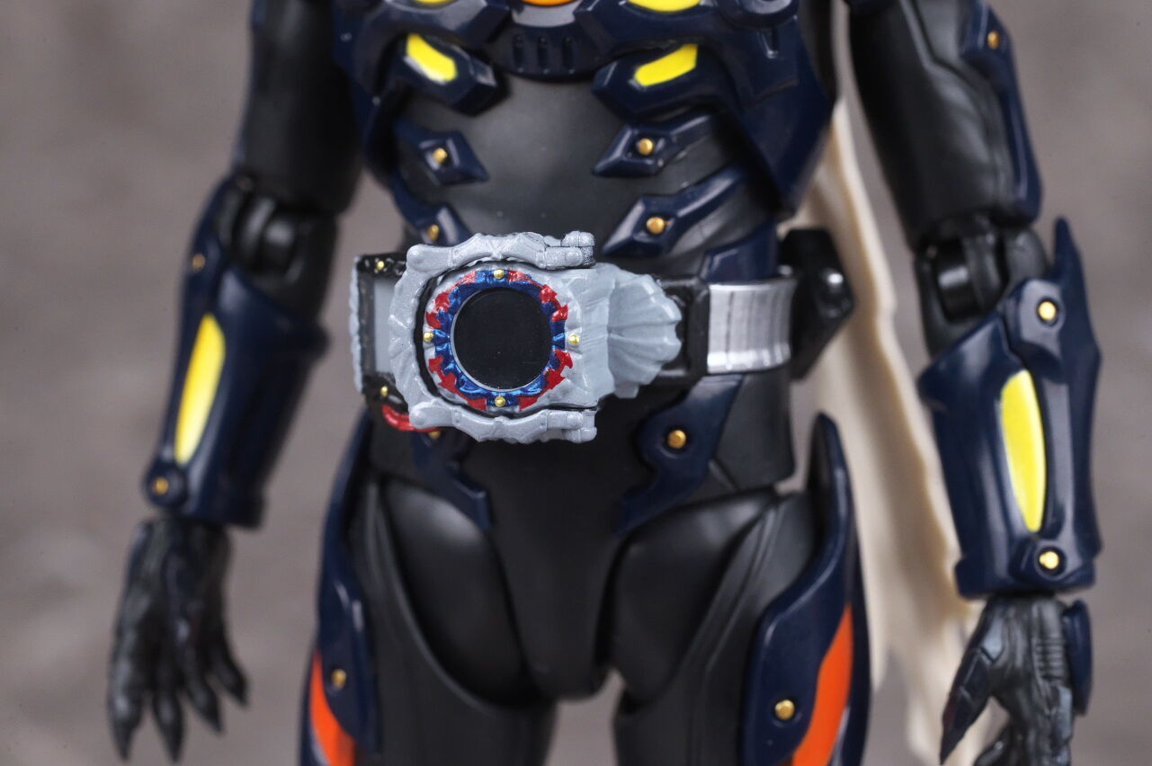 S.H.フィギュアーツ 仮面ライダードレッド零式 レビュー : はっ S.H.フィギュアーツ 仮面ライダードレッド零式 レビュー : はっ