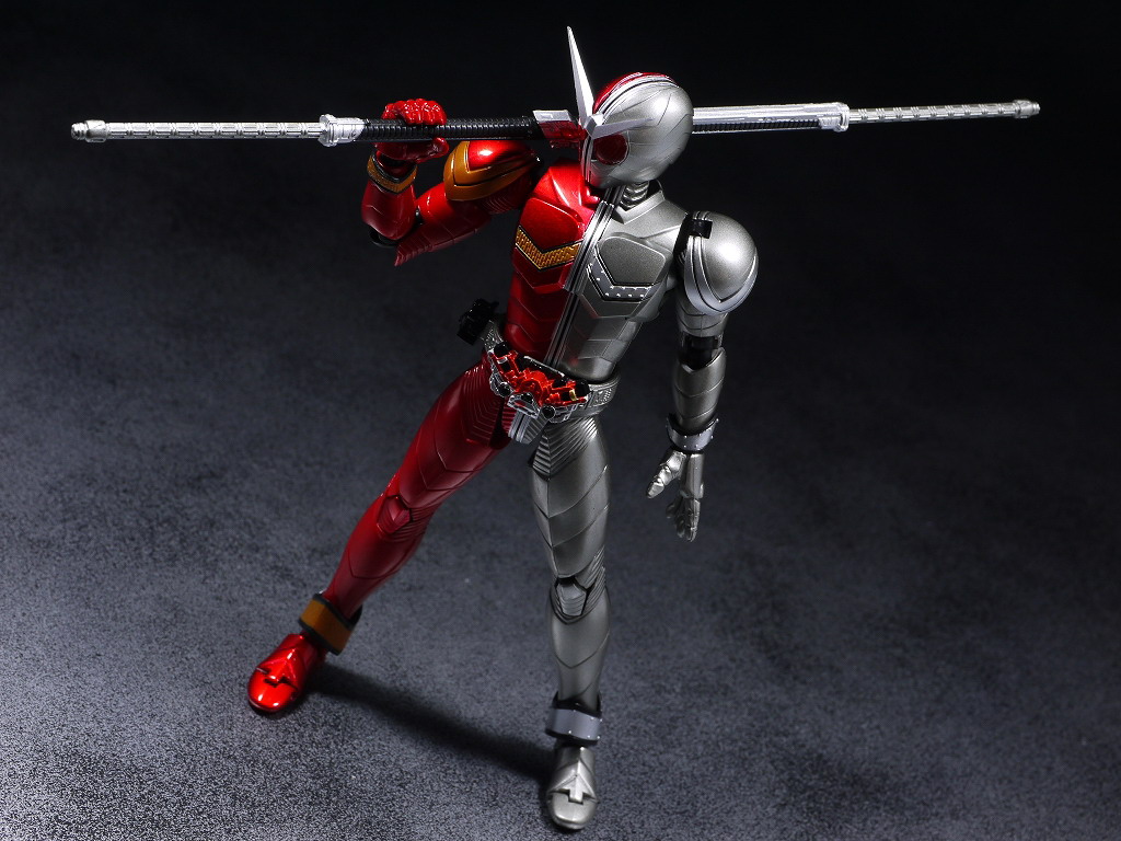 S.H.フィギュアーツ 仮面ライダーW ヒートメタル レビュー : はっちゃか