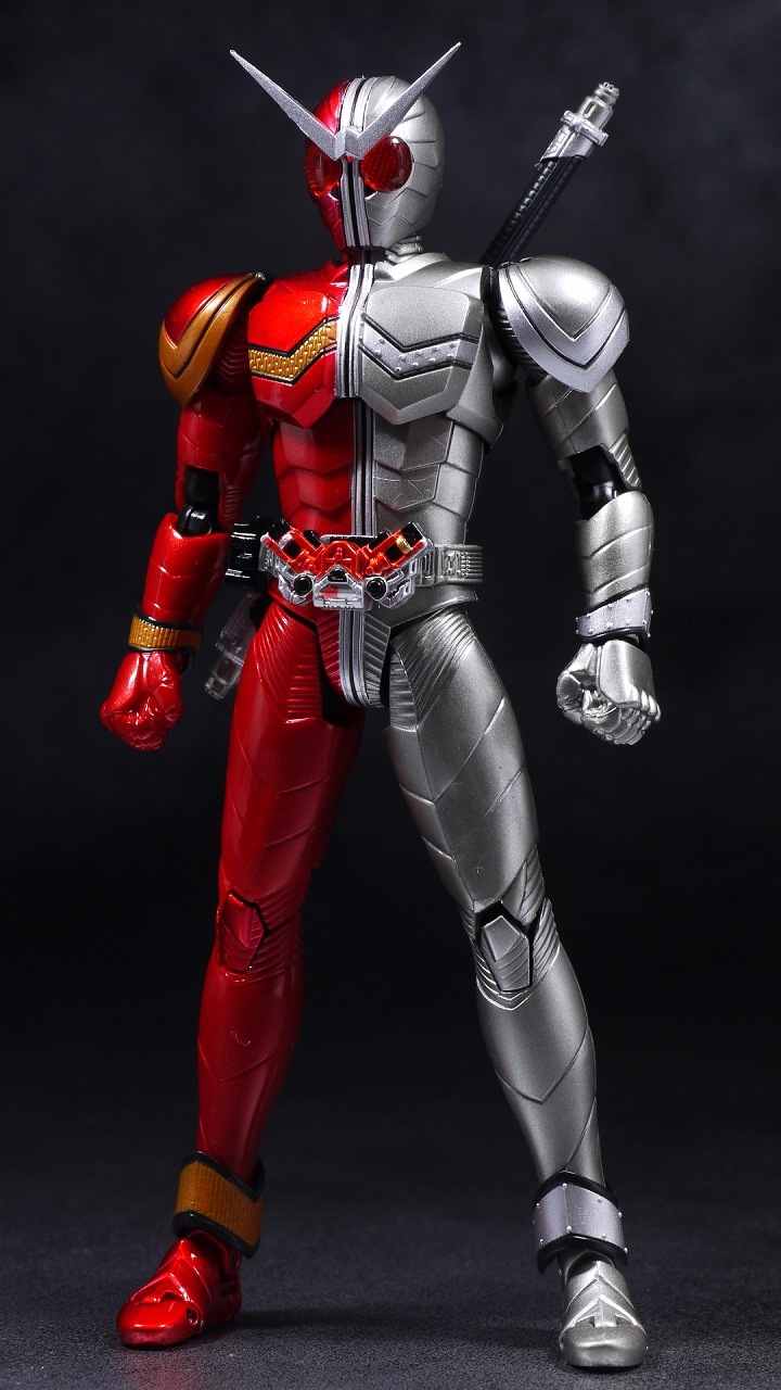 S.H.フィギュアーツ 仮面ライダーW ヒートメタル レビュー : はっちゃか