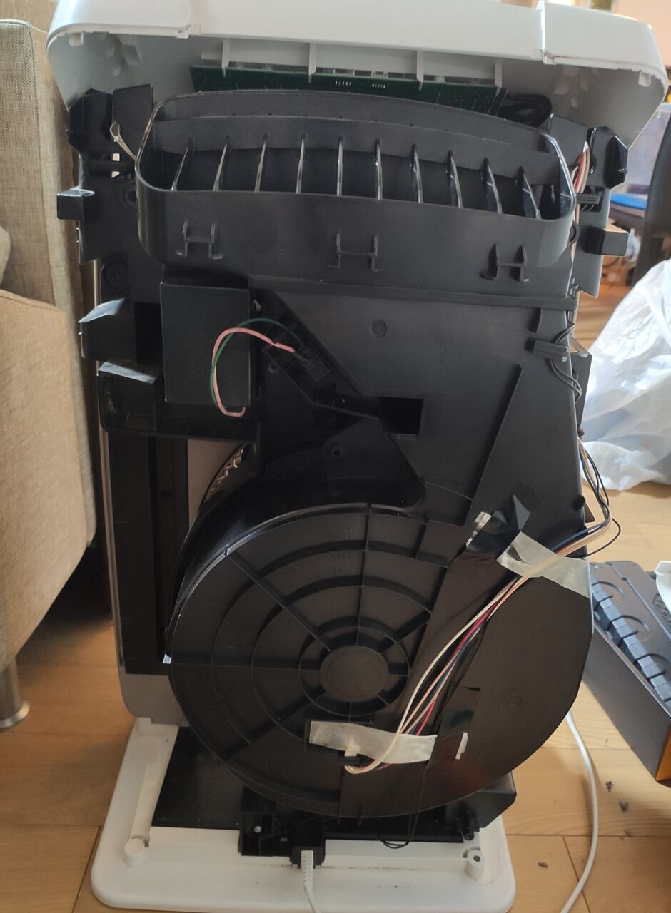 ダイキンの空気清浄機 Mck55n を分解してみた ガジェヲタ ダイキンの空気清浄機 Mck55n を分解してみた ガジェヲタ