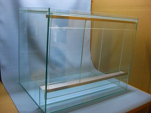 新 オリジナルケージ 登場 : 爬虫類倶楽部ファームブログ