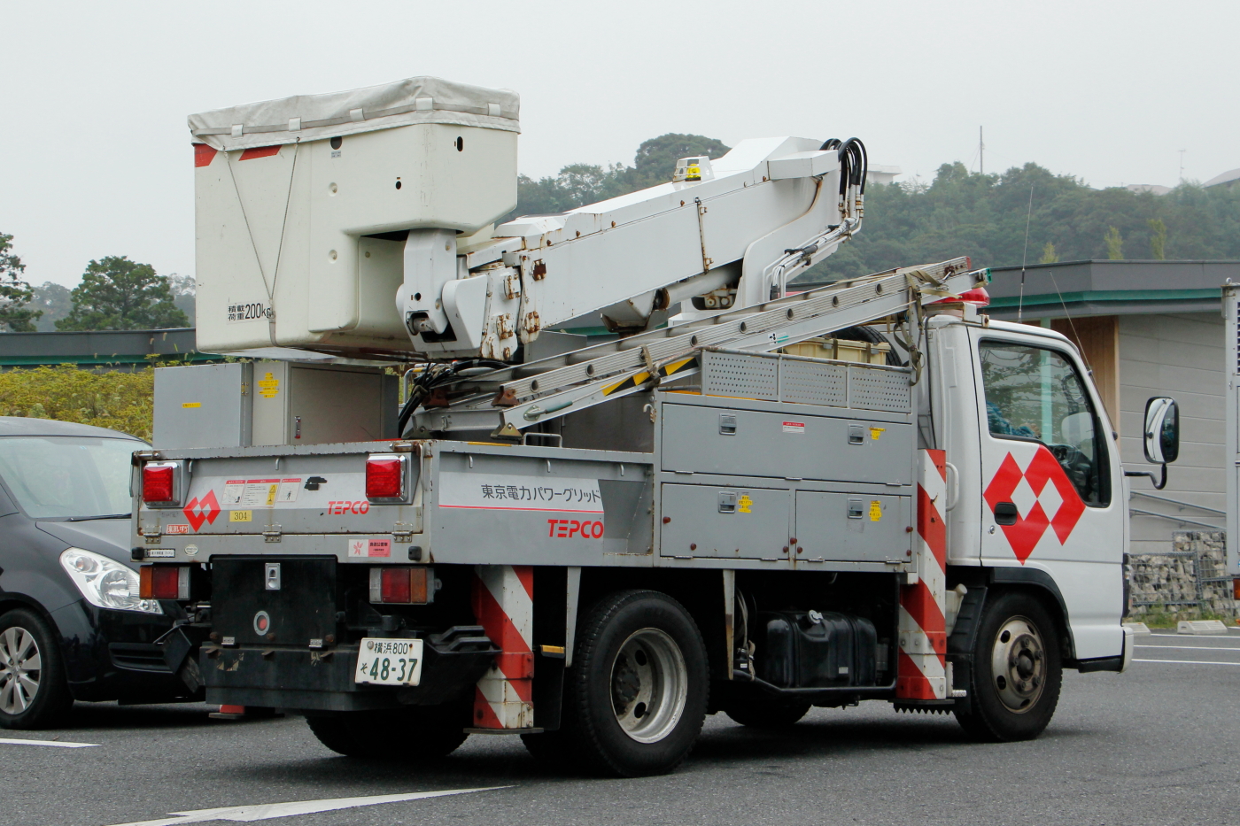 東京電力パワーグリッド 高所作業車 冴えないブログの綴りかた