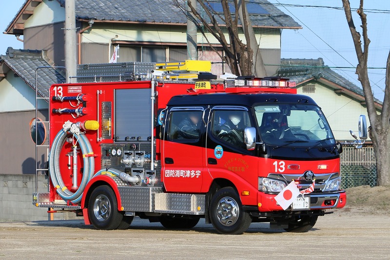 消防車 7号車 13メートル放水塔付消防自動車／池田市