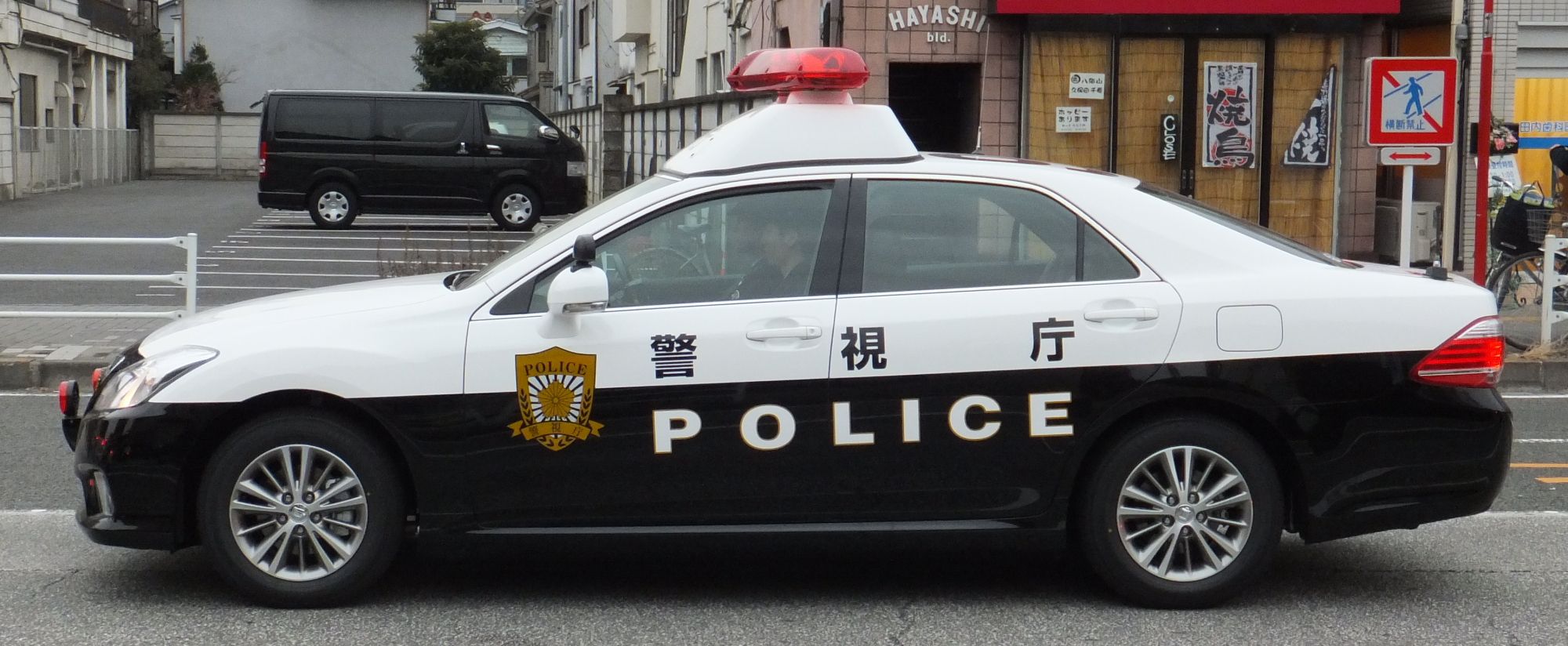 警視庁 0系クラウン警ら運用開始 続報 冴えないブログの綴りかた