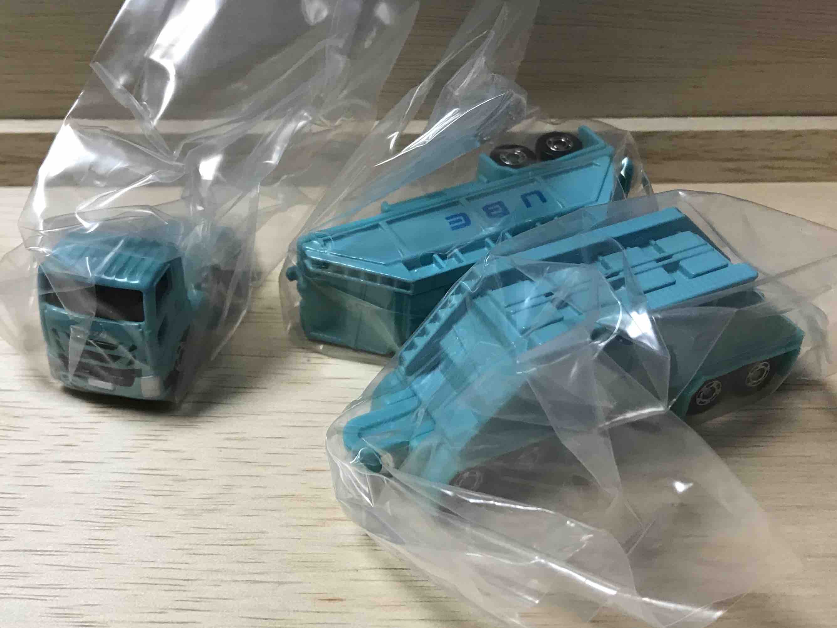 ロングトミカ No 129 宇部興産 ダブルストレーラー 目指せ日本最大級 トミカのブログ トミカをたくさん集めよう By Hachiro Style ロングトミカ No 129 宇部興産 ダブルストレーラー 目指せ日本最大級 トミカのブログ トミカをたくさん集めよう By Hachiro Style