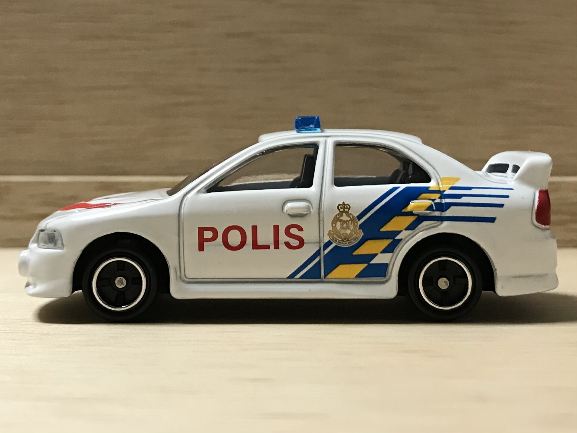 イオンオリジナルトミカ No 52 三菱ランサーエボリューションiv マレーシア警察仕様 トミカをたくさん集めよう By Hachiro Style