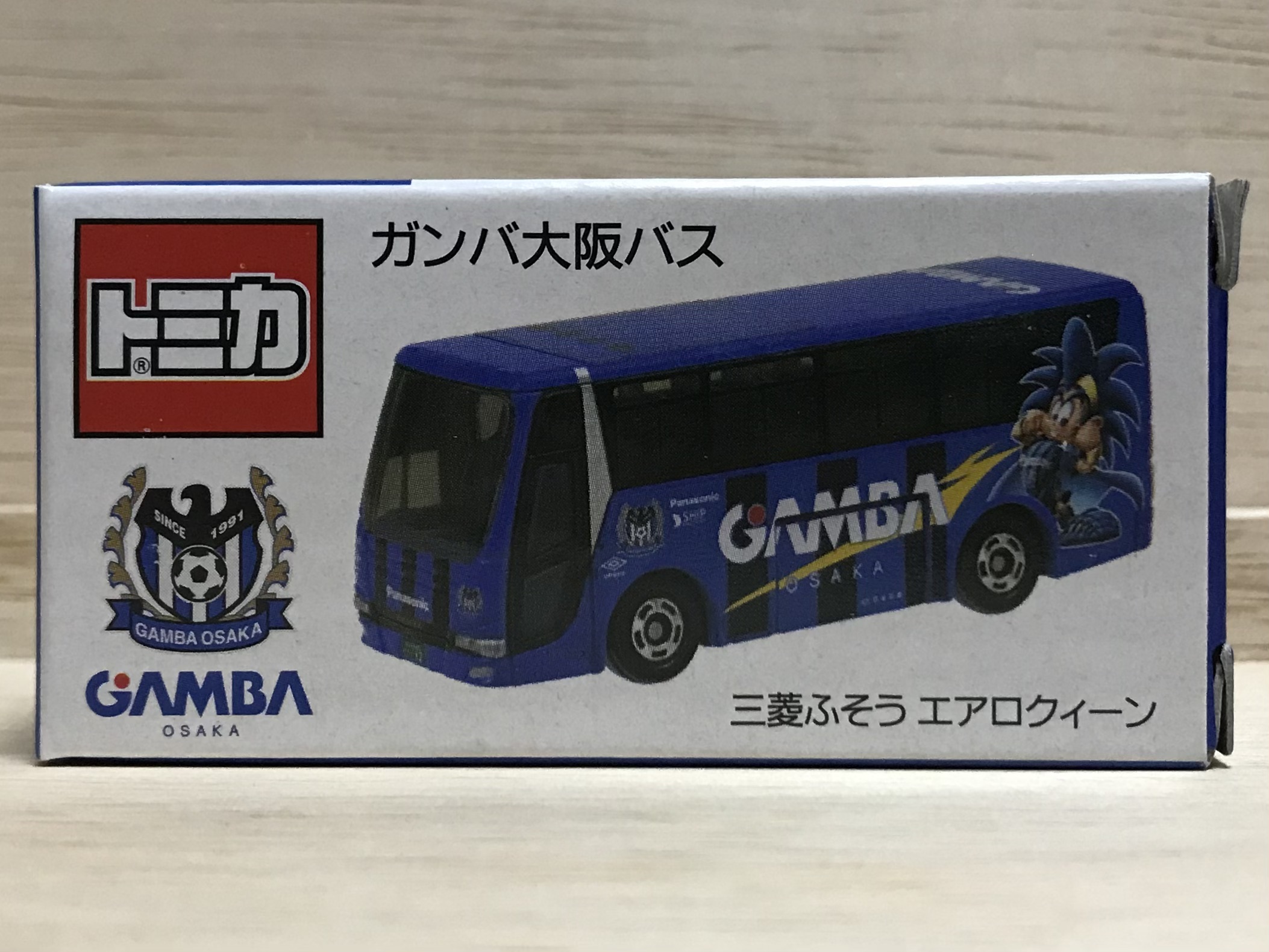 トミカ ガンバ大阪バス (三菱ふそう エアロクィーン) トミカ ガンバ大阪バス (三菱ふそう エアロクィーン)