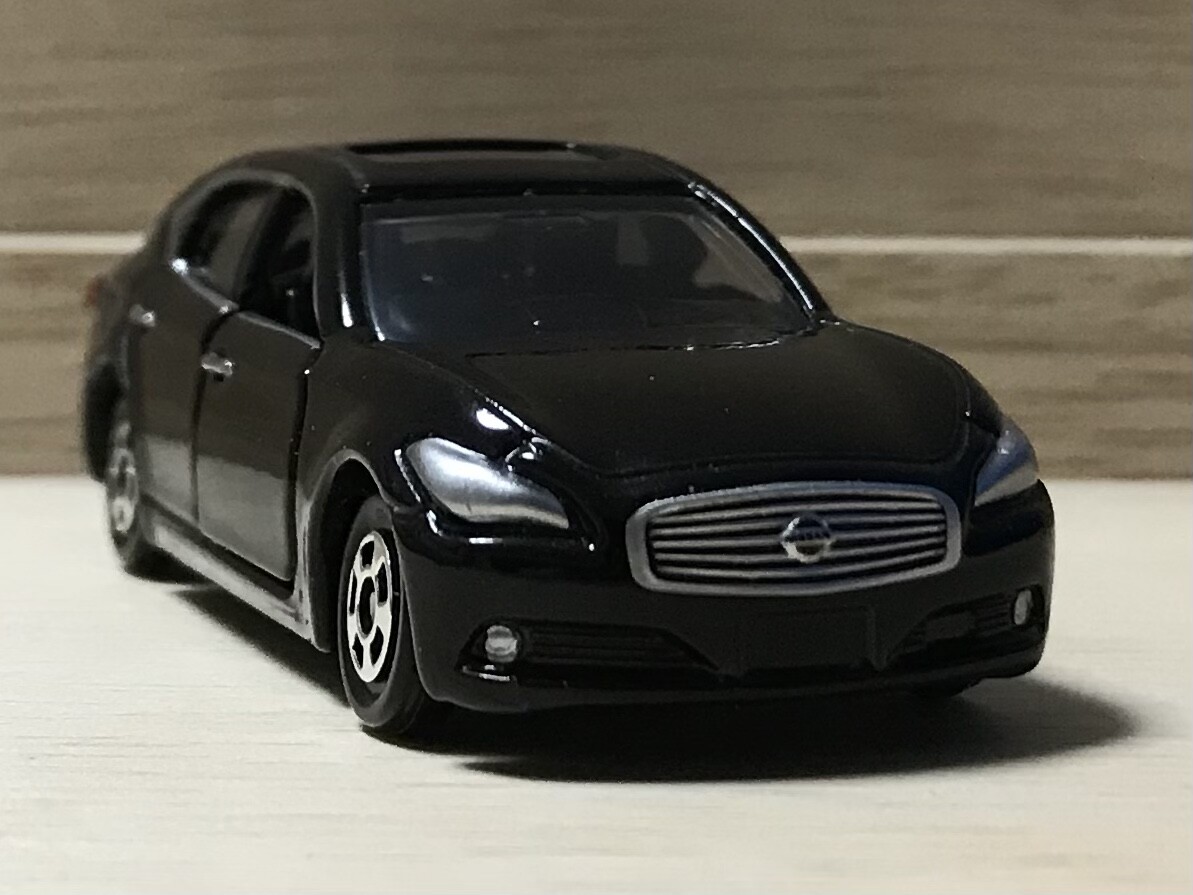トミカ No 8 日産シーマ トミカをたくさん集めよう By Hachiro Style トミカ No 8 日産シーマ トミカをたくさん集めよう By Hachiro Style