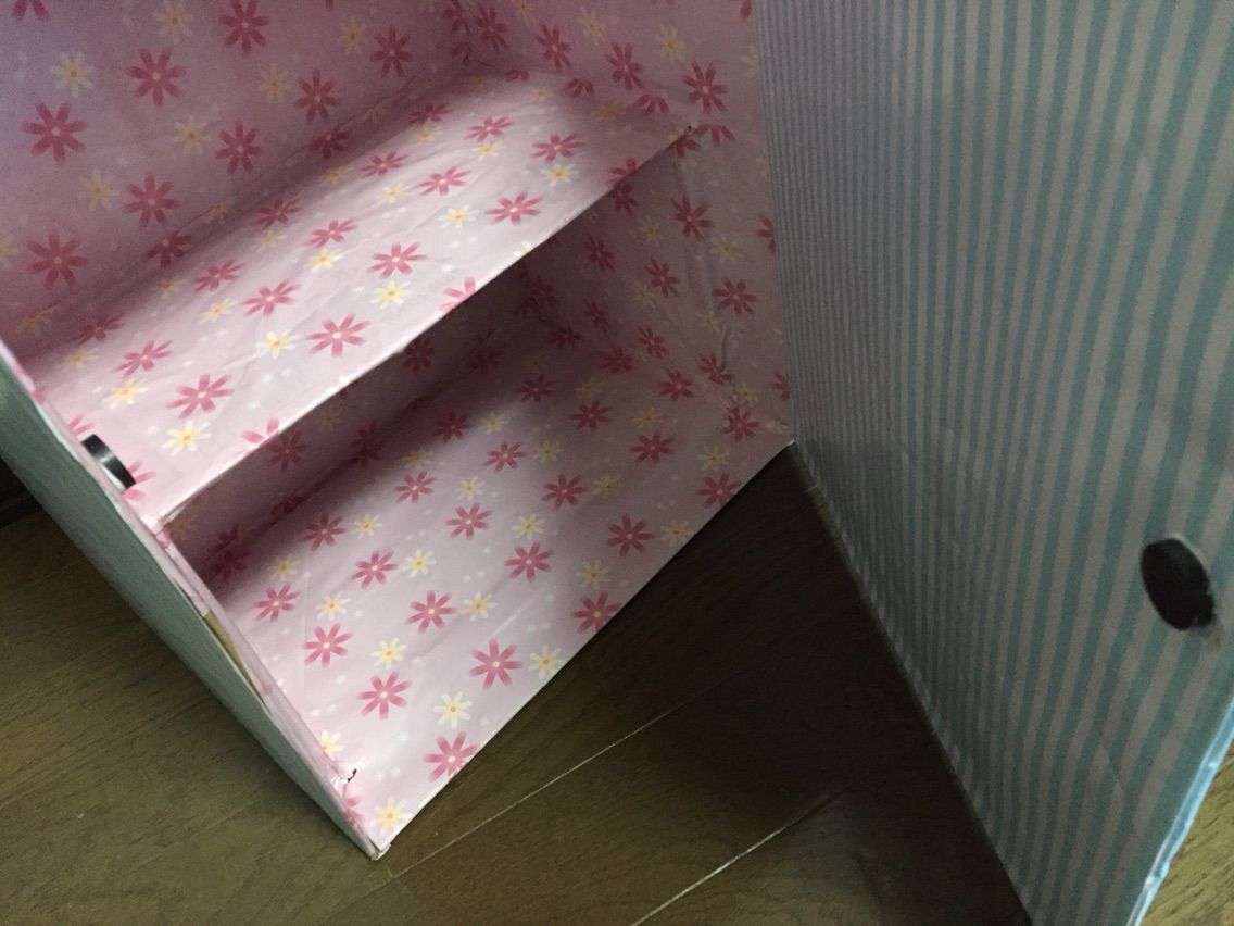 段ボールでままごと冷蔵庫 カエティ 箱入りゲーマー夫婦