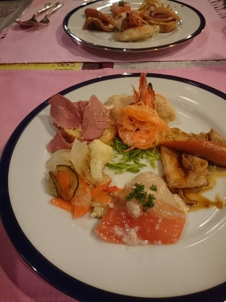 チロルと飲み放題と私 Hadesuの部屋