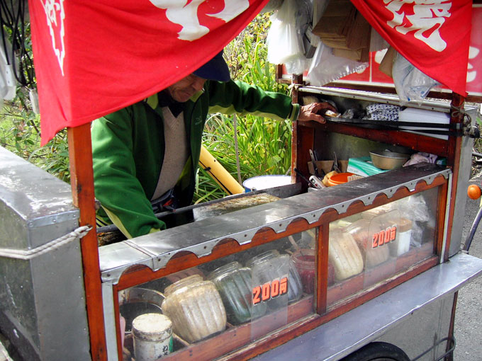 どんどん焼き屋台 移動屋台 禿生海峡冬景色