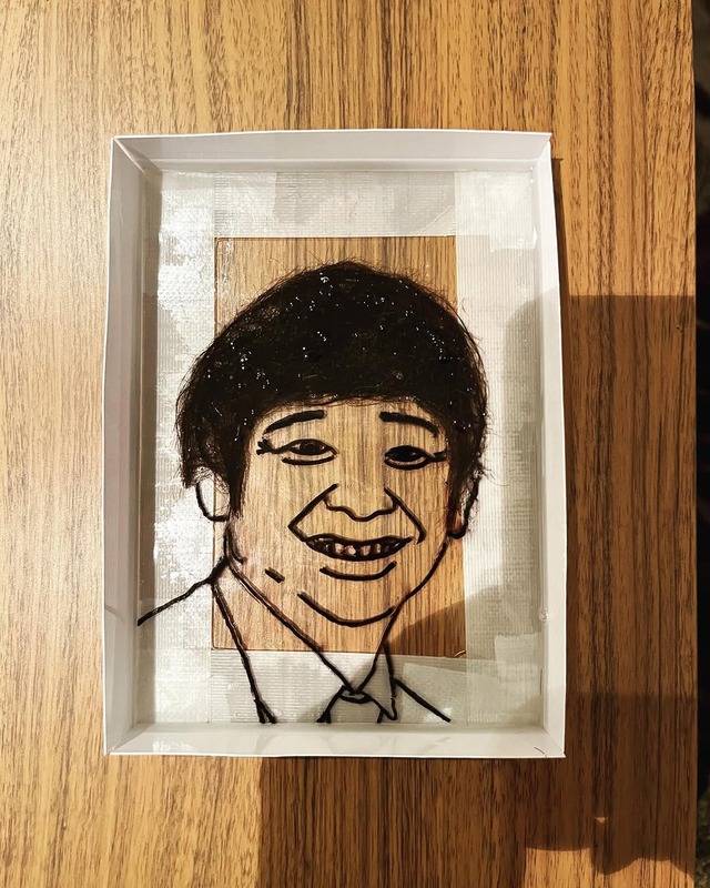 本物の髪の毛を使った似顔絵