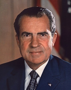 800px-Richard_Nixon_presidential_portrait_(cropped)