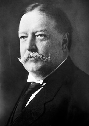 800px-William_Howard_Taft,_Bain_bw_photo_portrait,_1908