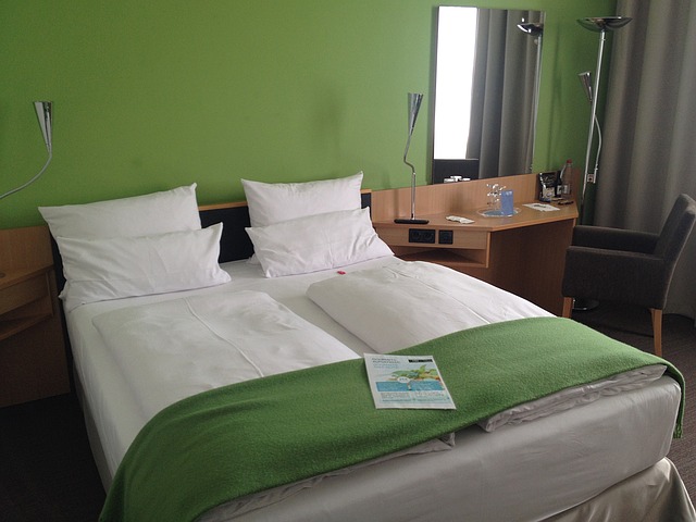 hotel-g66df74448_640