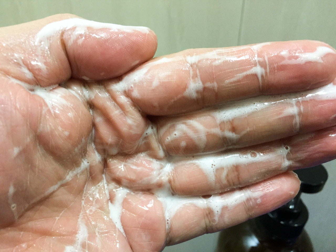 リジンゴールド プレミアムシャンプー Pro使ってみた 評価レポ ハゲルヤ ハゲと向き合うウェブマガジン