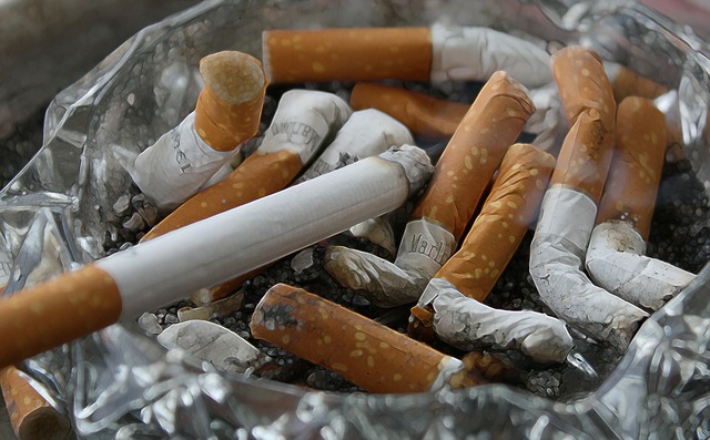 cigarettes-83571_1920