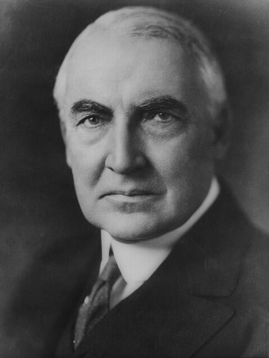 800px-Warren_G_Harding_portrait_as_senator_June_1920