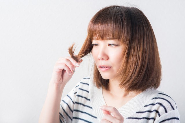 つむじはげの原因は 睡眠不足にタバコ 生活習慣の見直しを ハゲルヤ ハゲと向き合うウェブマガジン つむじはげの原因は 睡眠不足にタバコ 生活習慣の見直しを ハゲルヤ ハゲと向き合うウェブマガジン