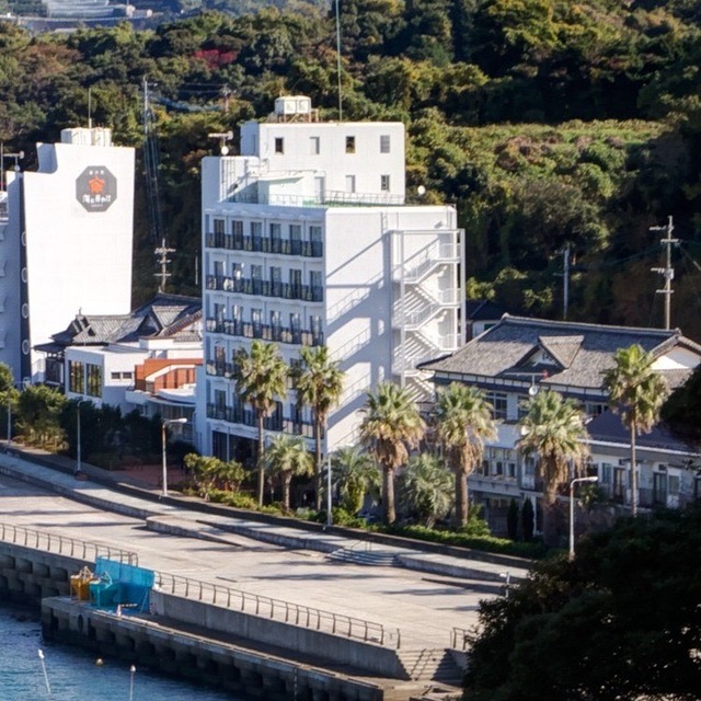 海と夕やけ外観