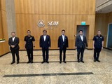 シンガポール