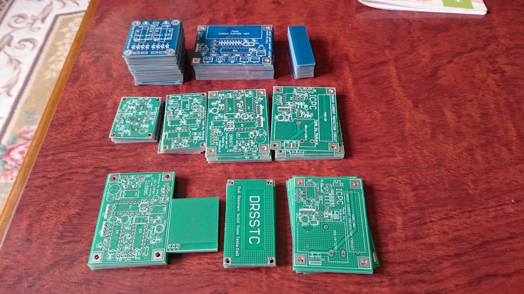 ユニクラフトで基板を発注しました A S Lab